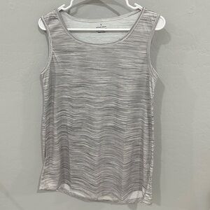 Light gray sleeveless shirt